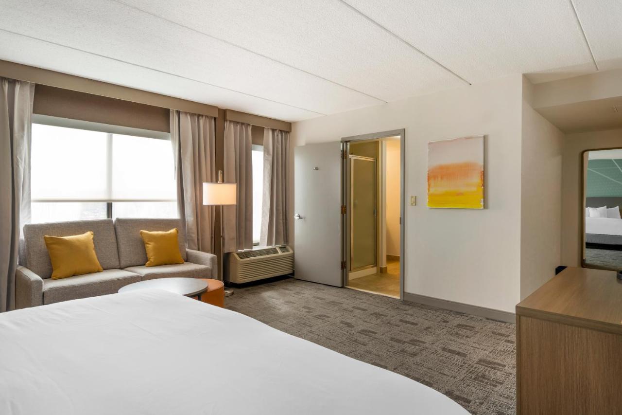 Comfort Inn & Suites Watertown - 1000 Islands Eksteriør billede